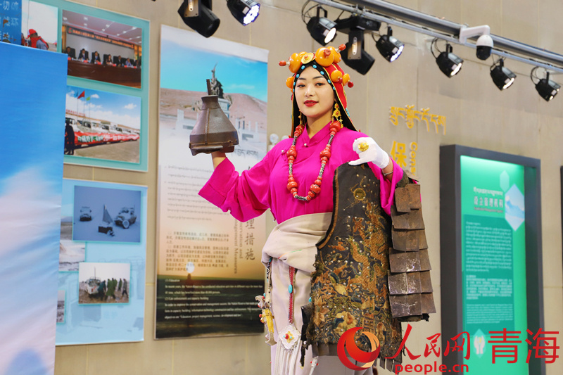 藏品展示。人民網(wǎng) 楊啟紅攝