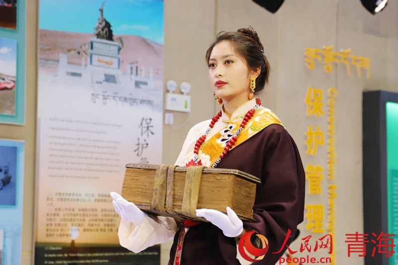 藏品展示。人民網(wǎng) 楊啟紅攝