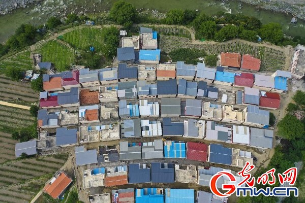 我們的家園｜小蘋果帶動大產(chǎn)業(yè)，帶你看看這座阿壩州小村的鄉(xiāng)村振興新模式