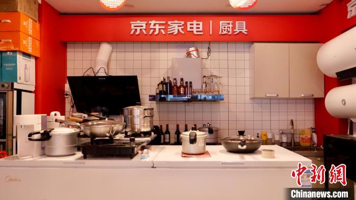 圖為店內部分商品展示。　謝牧 攝