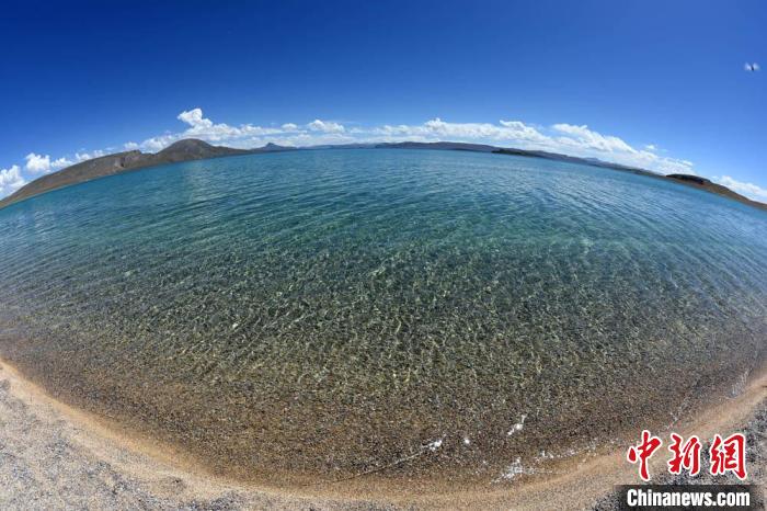 錯鄂湖水清澈透明。　<a target='_blank' ></p><p  align=