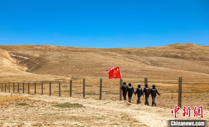 【十年@每一個奮斗的你】海拔5300米！看西藏亞熱邊境派出所的“追風”人