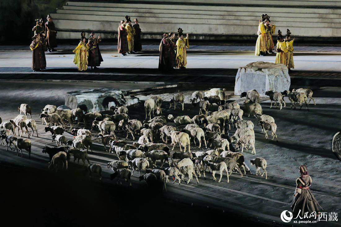 試演現(xiàn)場。人民網(wǎng)次仁羅布攝