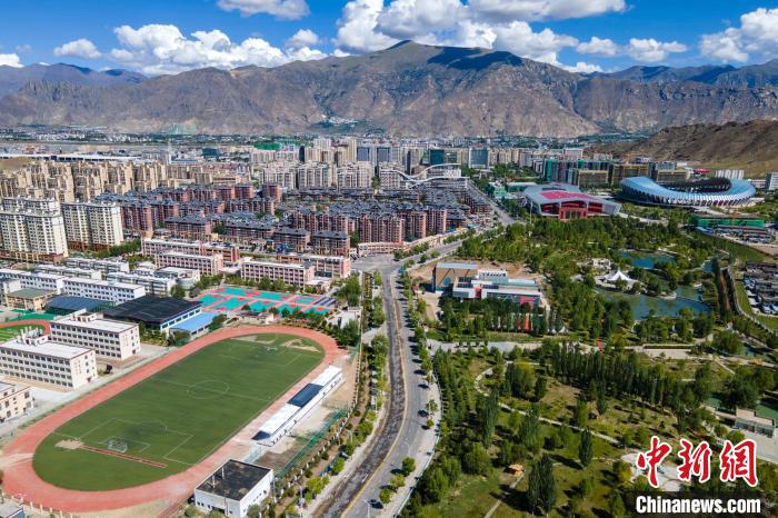 圖為西藏拉薩柳梧新區(qū)?！〗w波 攝