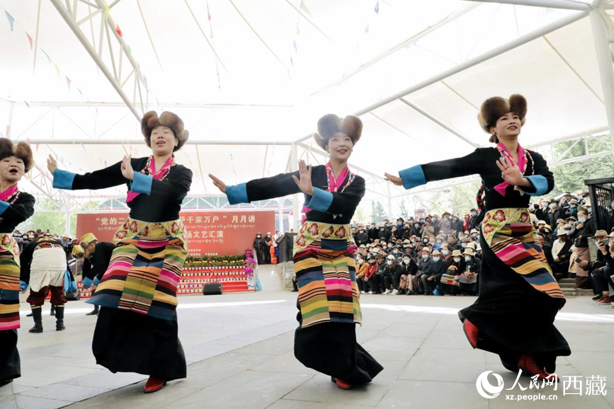 舞蹈《熱巴多吉》。人民網(wǎng) 次仁羅布攝