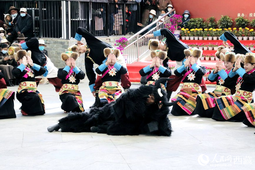 舞蹈《熱巴多吉》。人民網(wǎng) 次仁羅布攝