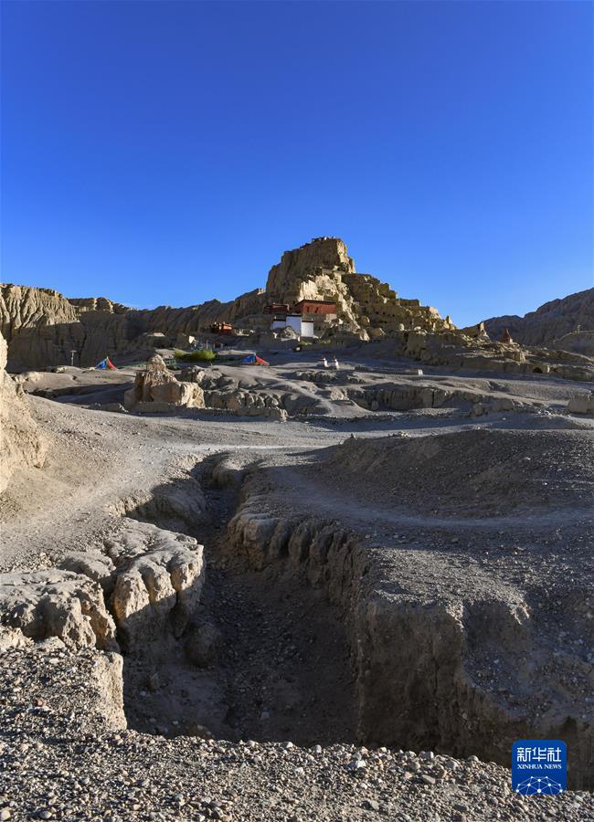 (新華全媒+)(12)國道之行 從雪山奔向大海丨古格落日