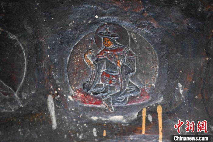 西藏當(dāng)雄:瑪尼拉康里的藏傳佛教石刻藝術(shù)瑰寶