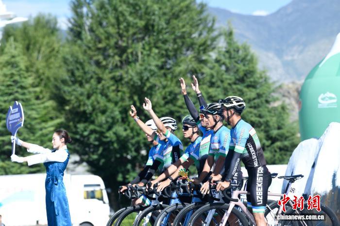 中國(guó)西藏第六屆跨喜馬拉雅自行車(chē)賽:騎行最美公路環(huán)抱喜馬拉雅