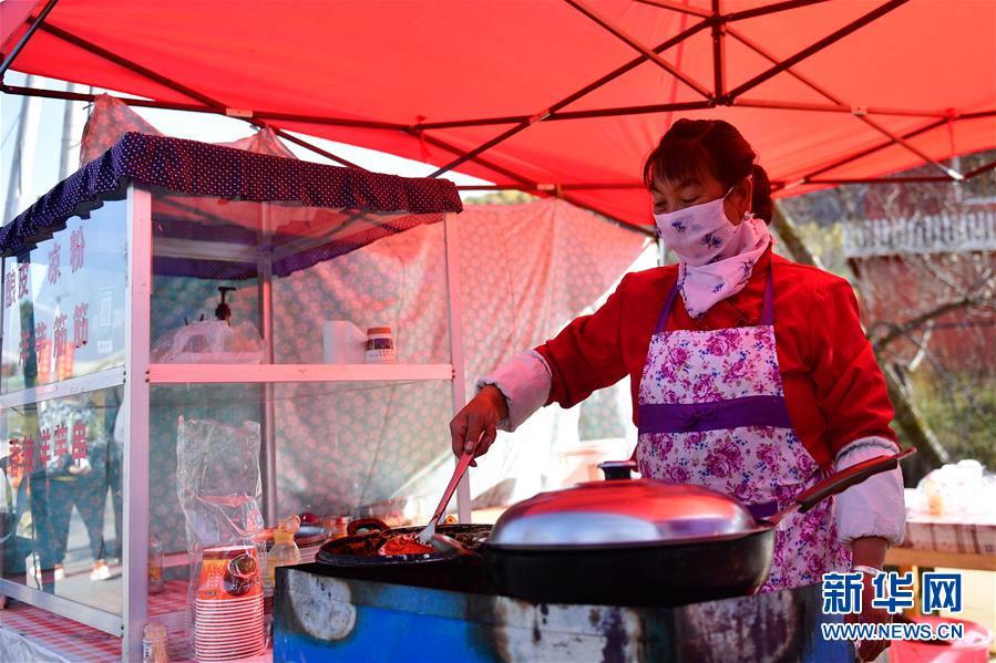 （全面建成小康社會(huì)“百城千縣萬(wàn)村調(diào)研行”·圖文互動(dòng)）（6）青?？?yáng)村：“光棍村”的華麗轉(zhuǎn)身