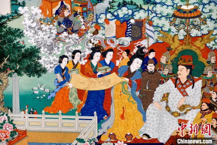 圖為5月16日，展覽中的新創(chuàng)唐卡作品(局部)?！±盍?攝